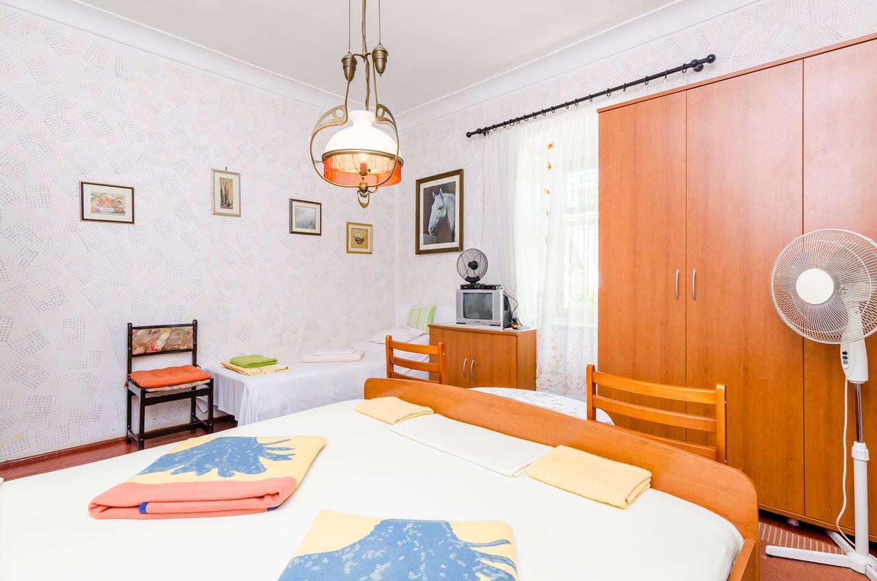 Guest House Ivana Дубровник Екстериор снимка